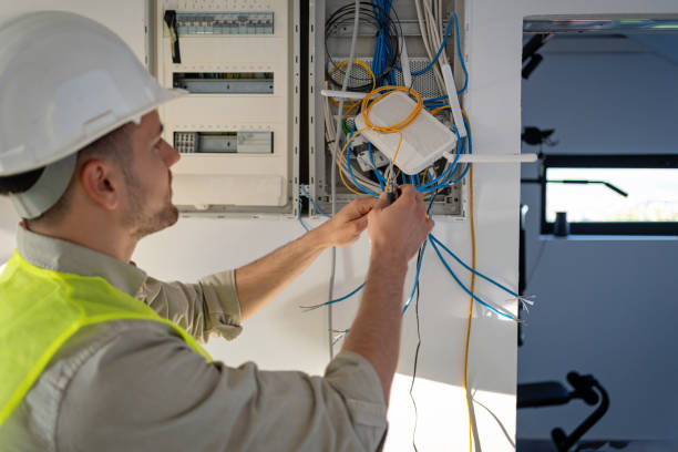 Best Electrical Outlet Repair  in New Hyde Park, NY